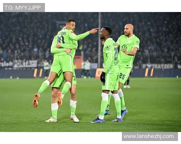 沃尔夫斯堡主场大胜多特蒙德领跑德甲格局再次改写 沃尔夫斯堡主场大胜多特蒙德领跑德甲格局再次改写