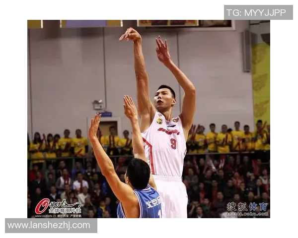 易建联与格林的巅峰对决谁能在赛场上笑到最后