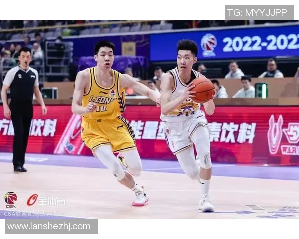 广东队与北控队2016年激战回顾及精彩瞬间分析